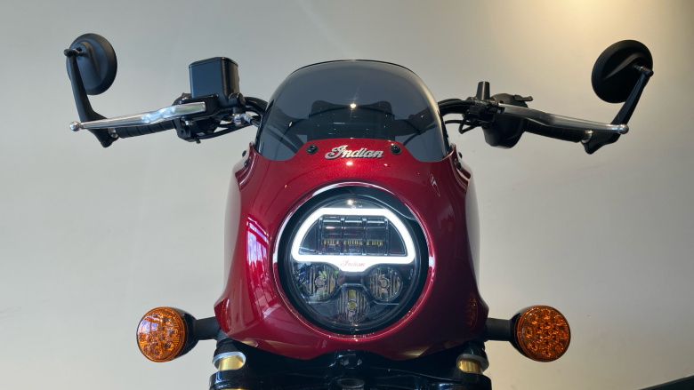 Indian Scout 101 Ltd+Tech Maroon w/graphics (25MY)